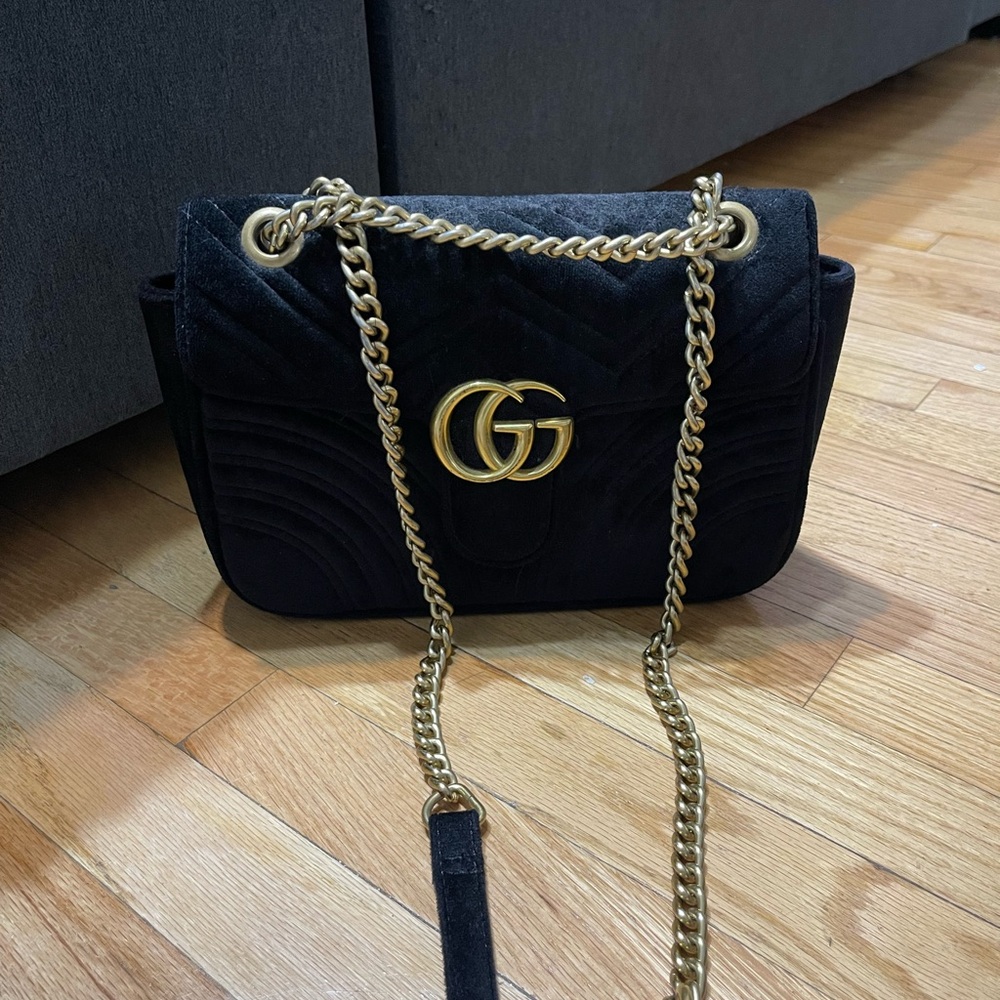 Black and gold chain crossbody